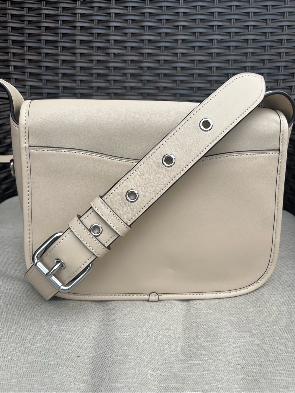 NWOT Coach Tabby Messenger Ivory Crossbody Bag - Picture 7 of 15